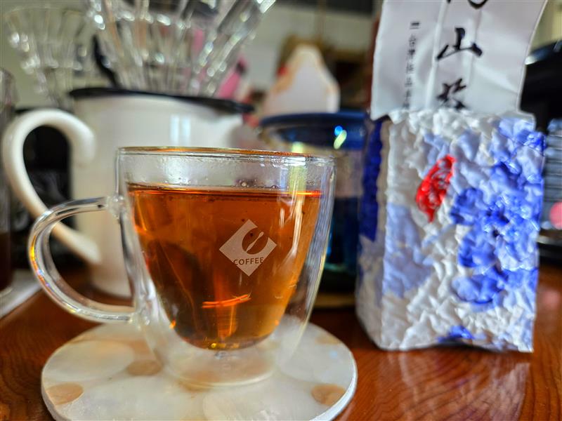 《四兩》2025慢火二次烘焙紅茶 （150克）台北咖啡展批次,香香久溢咖啡莊園